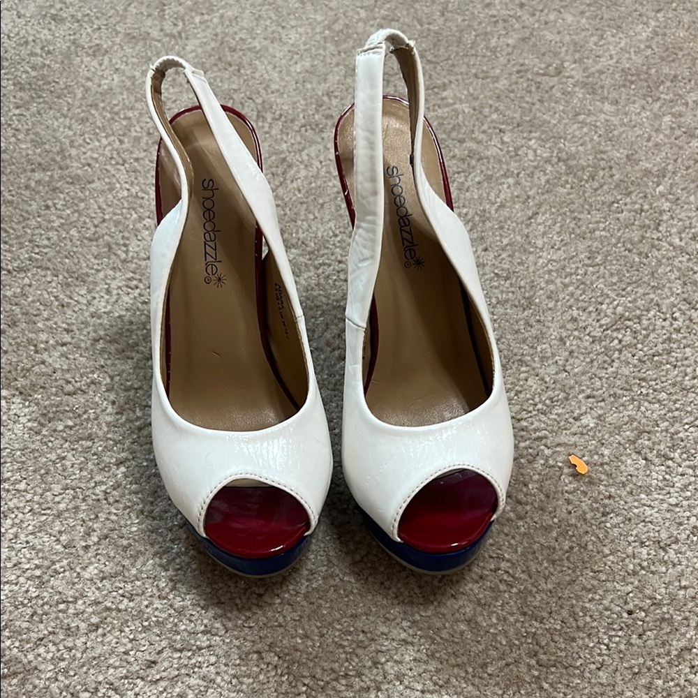 Shoe Dazzle Red and White an Blue Peep Toe Heels Very good condition